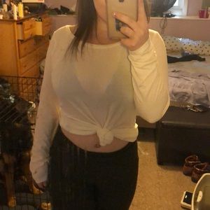Oversized long sleeve t/could also be a crop top